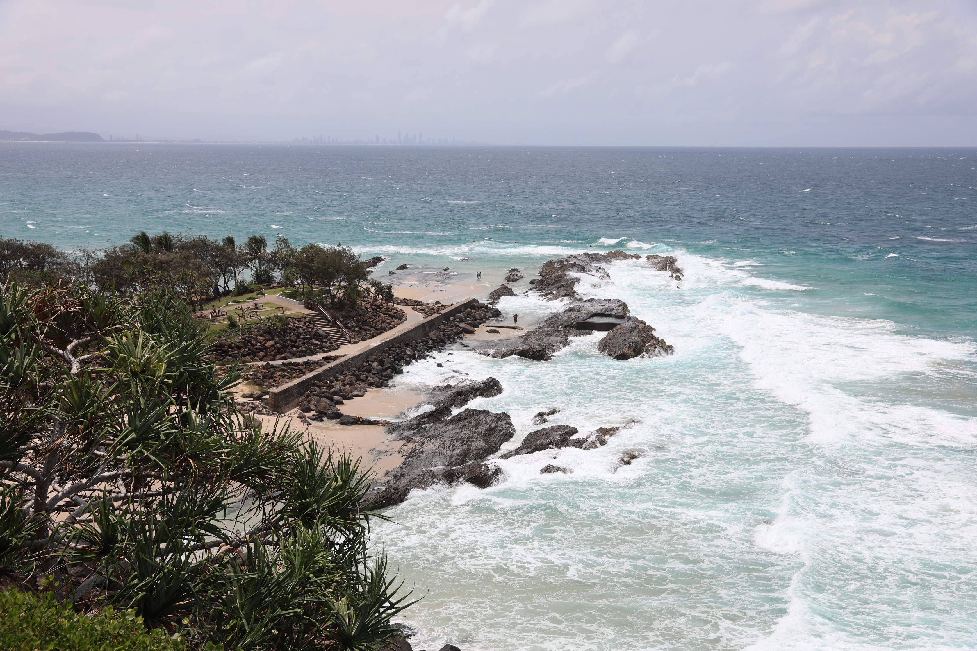 Snapper Rocks mit Rockpool